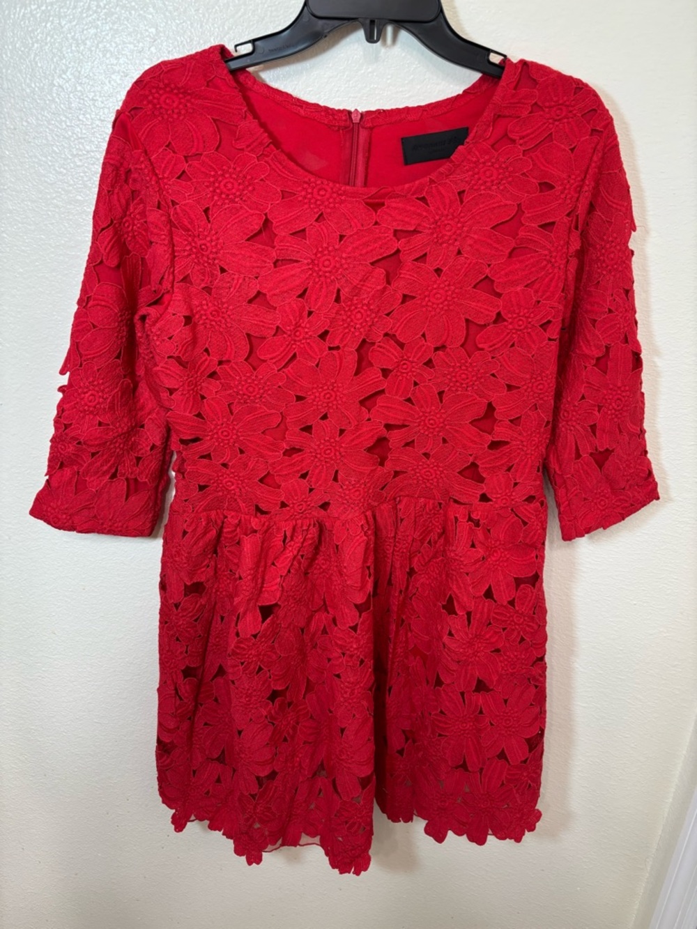 London Red Lace bold statement Women's floral lace special Occasion Dress